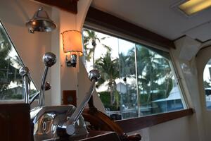 EAGLES NEST 32ft Whiticar Yacht For Sale