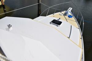 EAGLES NEST 32ft Whiticar Yacht For Sale