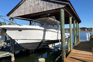 2017 Everglades 350 LX thumbnail 16