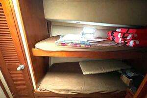 1986 Chris-Craft 422 COMMANDER thumbnail 15
