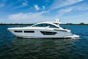 2019 Cruisers Yachts 60 Cantius- AFTER FIVE