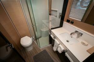 2019 Cruisers Yachts 60 Cantius- AFTER FIVE