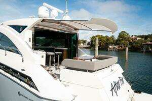 2019 Cruisers Yachts 60 Cantius thumbnail 49