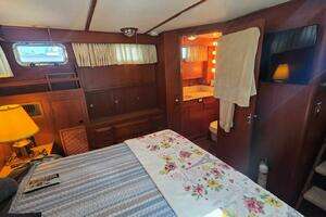 1987 DeFever 48 Tri Cabin thumbnail 57