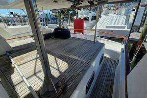 1987 DeFever 48 Tri Cabin thumbnail 6