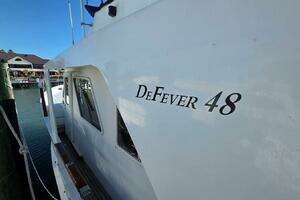 1987 DeFever 48 Tri Cabin thumbnail 3