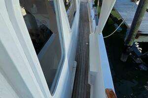 1987 DeFever 48 Tri Cabin thumbnail 18