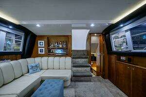 2000 Silverton 442 Cockpit Motoryacht thumbnail 17