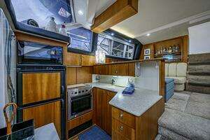2000 Silverton 442 Cockpit Motoryacht thumbnail 19