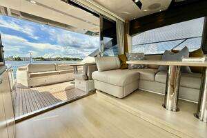 2017 Princess V58 thumbnail 61