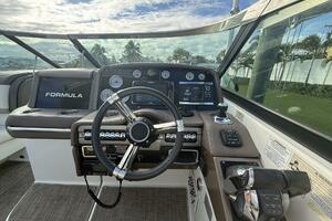 33ft Formula Yacht For Sale