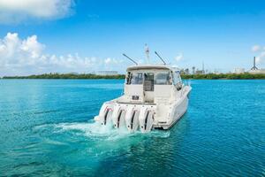Yacht for sale 41FT (12.5M) BOSTON WHALER