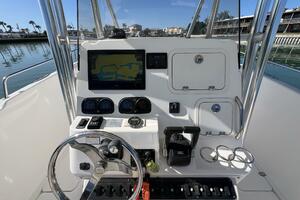 Photo 5898657 for 2005 Century 3200 Center Console  