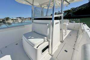 2005 Century 3200 Center Console thumbnail 28