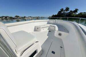 2005 Century 3200 Center Console thumbnail 24