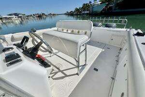 2005 Century 3200 Center Console thumbnail 17