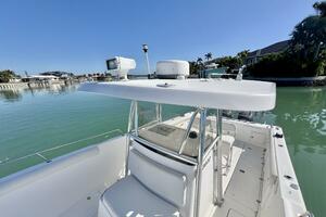 Photo 5898653 for 2005 Century 3200 Center Console  