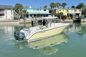 Photo 5898636 for 2005 Century 3200 Center Console  