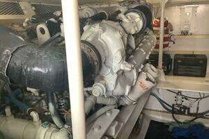 1994 Viking 50' Convertible Sportfish thumbnail 31