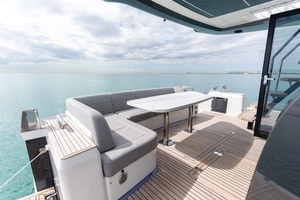 2025 Galeon 560 FLY thumbnail 20