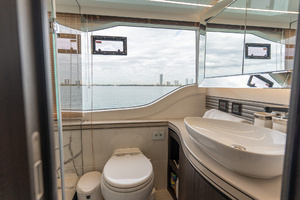2025 Galeon 560 FLY thumbnail 49