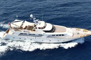 ESPINOLA Worth Avenue Yachts