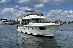 Yacht for sale OVERTURE