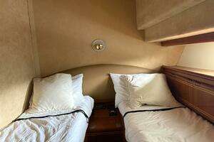 1999 Ferretti Yachts 80 RPH thumbnail 20