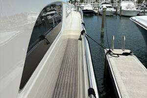 1999 Ferretti Yachts 80 RPH thumbnail 5