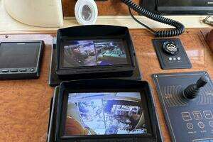 1999 Ferretti Yachts 80 RPH thumbnail 9