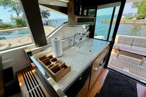 40FT (12.4M) TIARA YACHTS