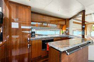 2014 Princess Y72 thumbnail 128