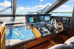 2014 Princess Y72 thumbnail 132