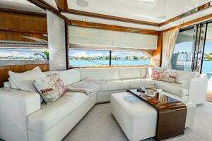 2014 Princess Y72 thumbnail 119