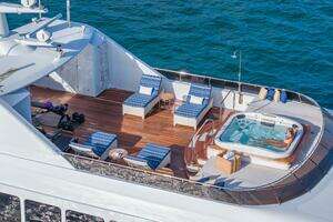 2001 Trinity Yachts Tri-Deck MY thumbnail 30