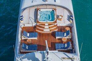 2001 Trinity Yachts Tri-Deck MY thumbnail 31