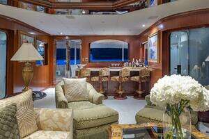 2001 Trinity Yachts Tri-Deck MY thumbnail 3