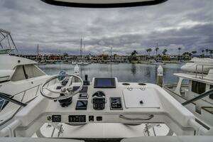 2015 Everglades 435 Center Console thumbnail 20