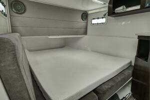2015 Everglades 435 Center Console thumbnail 15