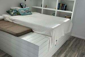 52ft Harbor Home Yacht For Sale