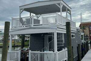2019 Harbor Home Cozy Cottage 52' x 16' Tiny Boat thumbnail 3