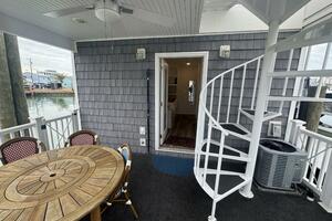 52ft Harbor Home Yacht For Sale