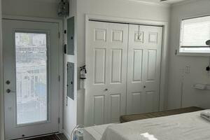 52ft Harbor Home Yacht For Sale