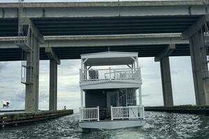 2019 Harbor Home Cozy Cottage 52' x 16' Tiny Boat thumbnail 24