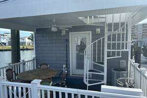 2019 Harbor Home Cozy Cottage 52' x 16' Tiny Boat thumbnail 4