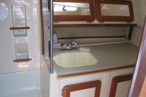 Yachtt 36ft Hunter Yacht For Sale