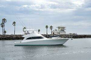 2014 Viking Viking 66 Convertible thumbnail 2