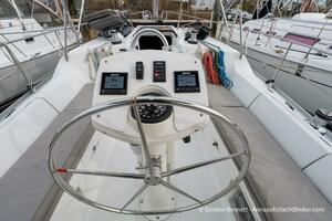 2002 Jeanneau Sun Odyssey 37 thumbnail 3