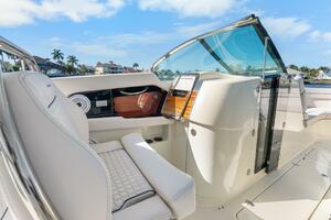 35FT (10.69M) CHRIS-CRAFT