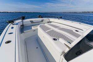 2024 Costa Custom 34 SV thumbnail 23